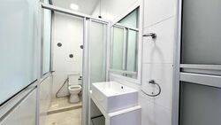 Sixth Avenue (D10), Terrace #524114251